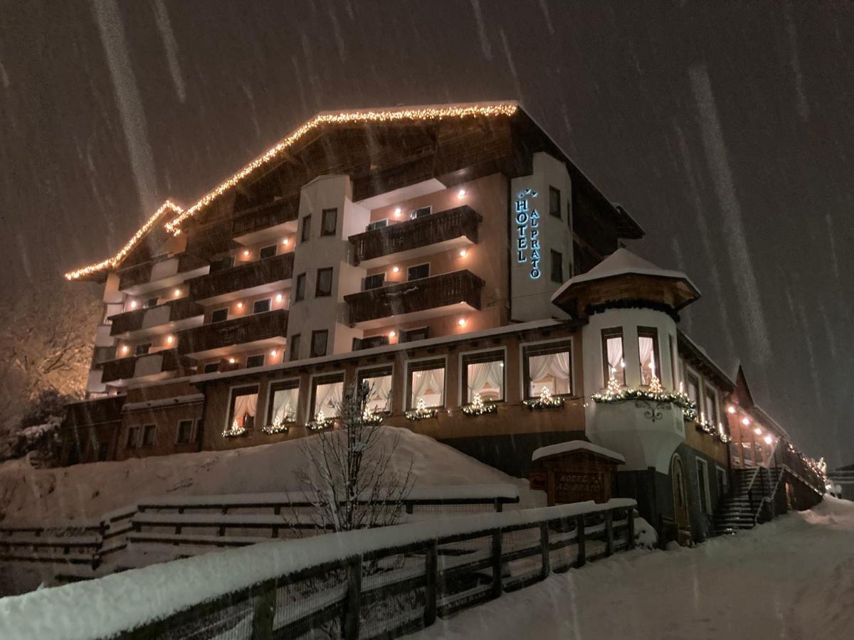 Hotel Al Prato Fiera Di Primiero Luaran gambar