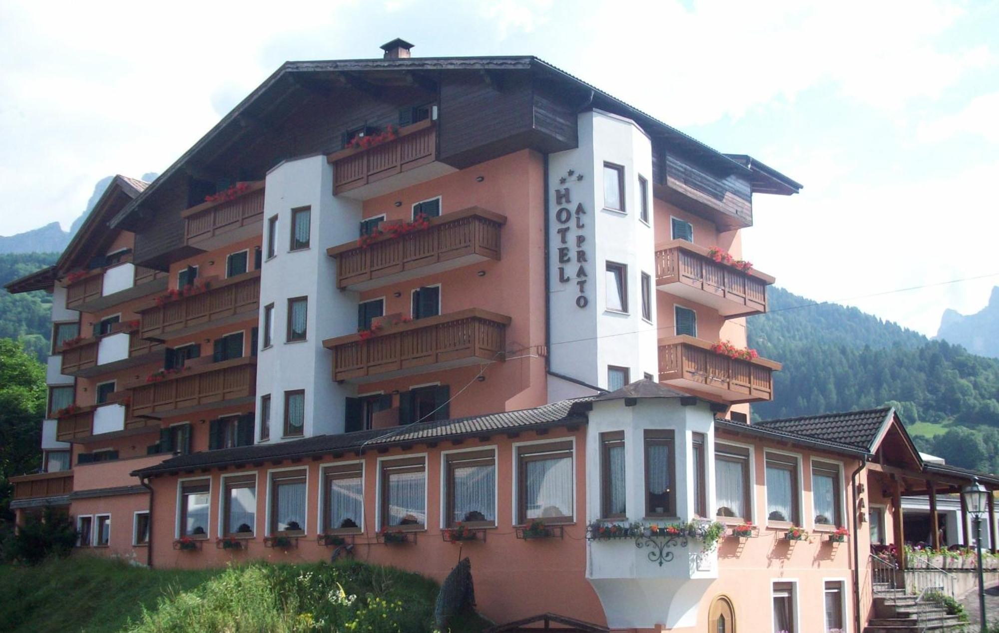 Hotel Al Prato Fiera Di Primiero Luaran gambar