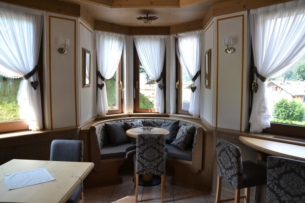 Hotel Al Prato Fiera Di Primiero Luaran gambar