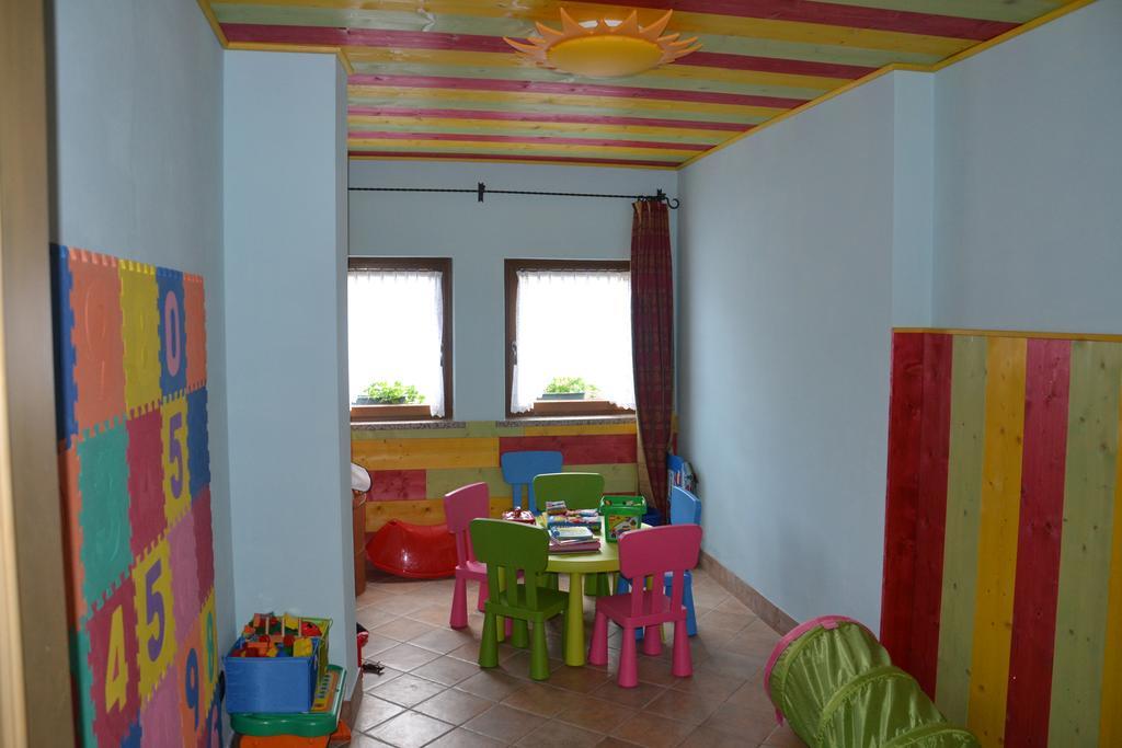 Hotel Al Prato Fiera Di Primiero Luaran gambar