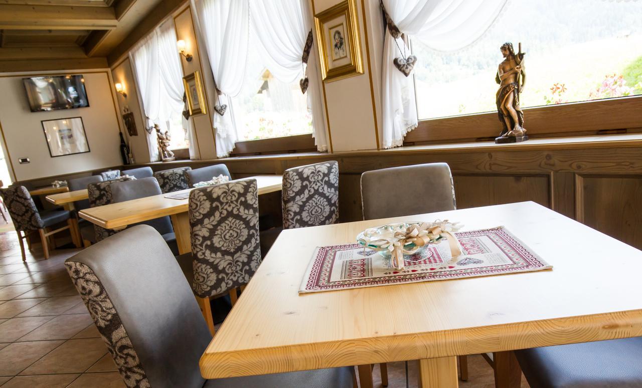 Hotel Al Prato Fiera Di Primiero Luaran gambar
