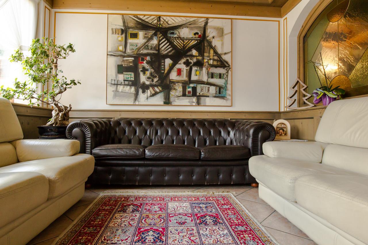 Hotel Al Prato Fiera Di Primiero Luaran gambar